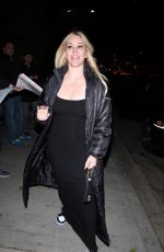 SHANNA MOAKLER Leaves The Black Keys