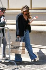 SOFIA VERGARA Arrives at America