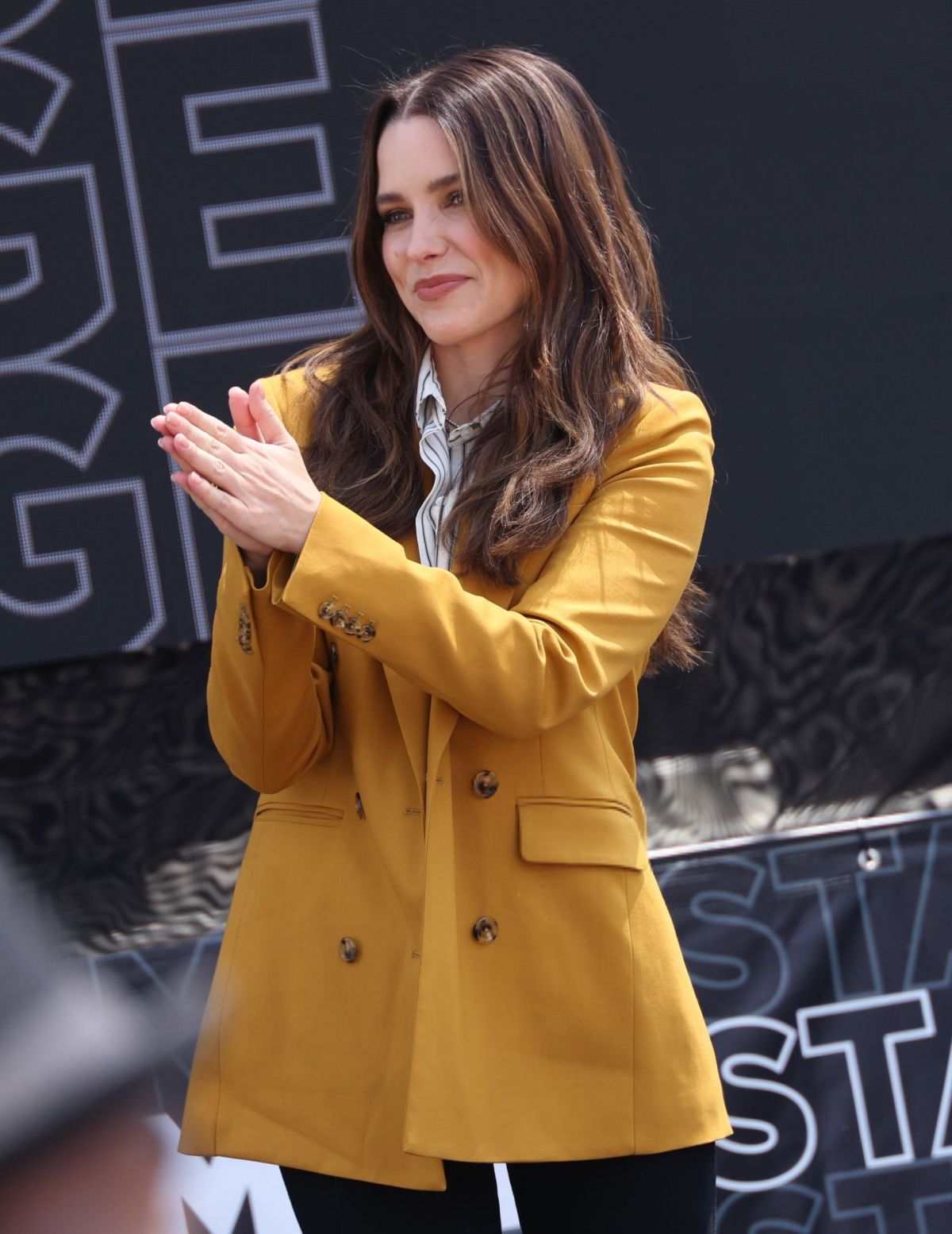 Sophia bush at at 2024 los angeles times festival of books in los