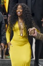 SZA Leaves iHeartRadio Music Awards in Hollywood 04/02/2024