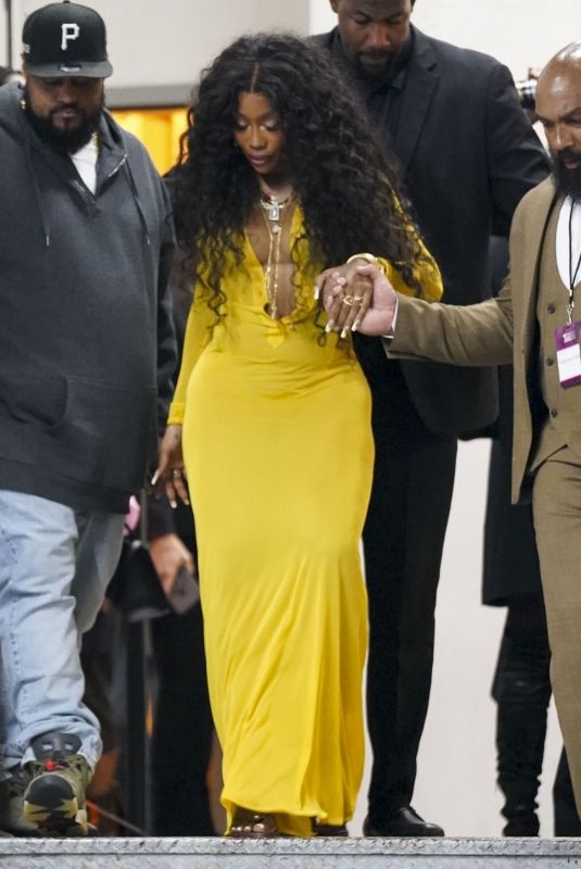 SZA Leaves iHeartRadio Music Awards in Hollywood 04/02/2024