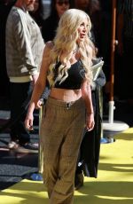 TORI SPELLING Arrives at 2024 iHeartRadio Music Awards in Hollywood 04/01/2024