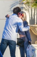 TORI SPELLING Shopping at Rite Aid in Calabasas 04/03/2024
