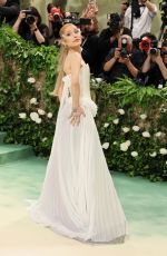 ARIANA GRANDE at Met Gala Celebrating Sleeping Beauties: Reawakening Fashion in New York 05/06/2024
