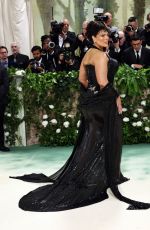 ASHLEY GRAHAM at Met Gala Celebrating Sleeping Beauties: Reawakening Fashion in New York 05/06/2024