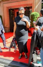 ASHLEY GRAHAM Leaves Mark Hotel in New York 05/07/2024
