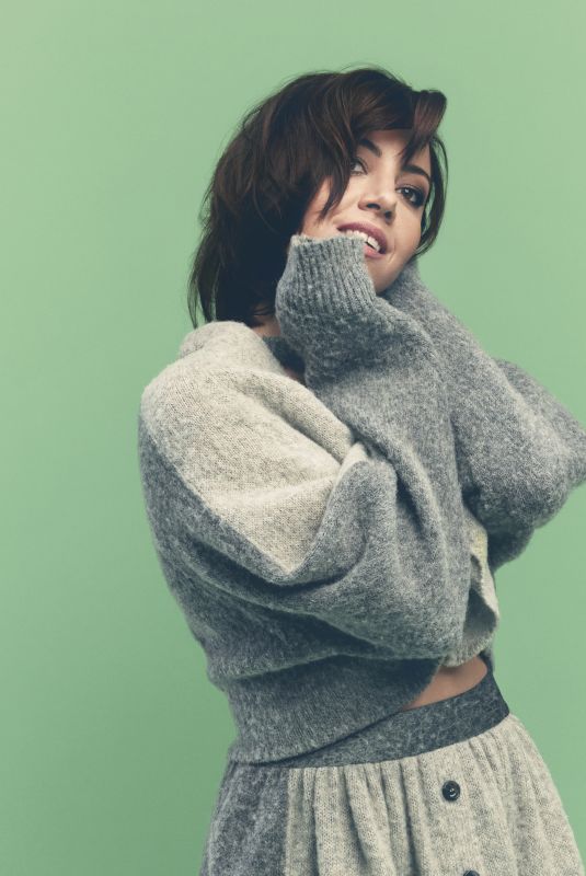 AUBREY PLAZA for Deadline, May 2024