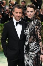 BEE SHAFFER at Met Gala Celebrating Sleeping Beauties: Reawakening Fashion in New York 05/06/2024