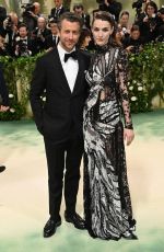 BEE SHAFFER at Met Gala Celebrating Sleeping Beauties: Reawakening Fashion in New York 05/06/2024