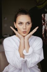 DAFNE KEEN for Elle Magazine, May 2024