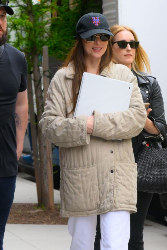 DAKOTA JOHNSON Filming Materialists in Tribeca in New York 05/09/2024