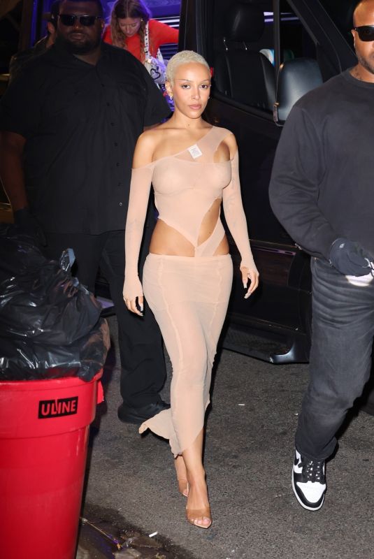 DOJA CAT Arrives at Zero Bond in New York 05/04/2024