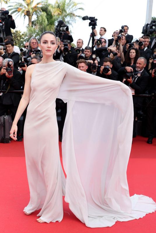 ELLA HUNT at Horizon: An American Saga Premiere at 77th Annual Cannes Film Festival 05/19/2024