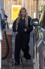 GEORGIA KOUSOULOU at a Gas Station in Brentwood 05/01/2024