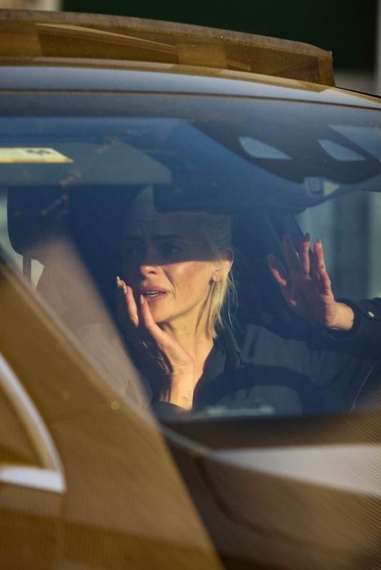 JAIME KING Has an Emotional Breakdown while Driving in Los Angeles 05/04/2024