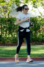 JENNIFER GARNER Out for Morning Jog in Brentwood 05/09/2024