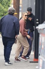 JENNIFER LOPEZ Arrives at a Dance Studio with Her Crew in Los Angeles 05/15/2024