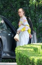 JENNIFER LOPEZ Spends Memorial Day at a Friend