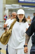 JESSIE J Arrives at Galeao Airport 05/01/2024