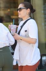 JESSIE J Out for Strawberry Smoothie After a Workout in Los Angeles 05/07/2024