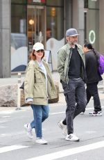 JULIANNE MOORE and Bart Freundlich Out in New York 05/03/2024