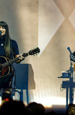 KACEY MUSGRAVES Performs at Manchester Apollo Theatre in Manchester 05/10/2024