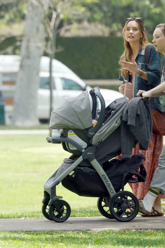 KALEY and BRIANA CUOCO on the Set of Based on a True Story in Los Angeles 05/29/2024