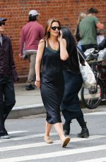 KATIE HOLMES Heading to Her Home in New Yotk 05/09/2024