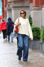 KATIE HOLMES Out and About in New York05/10/2024