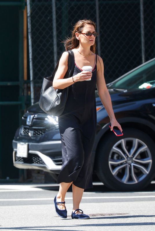 KATIE HOLMES Out for Coffee in New York 05/01/2024