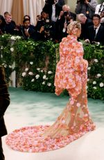 KELSEA BALLERINI at Met Gala Celebrating Sleeping Beauties: Reawakening Fashion in New York 05/06/2024