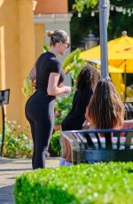 KHLOE KARDASHIAN Taking Kids Out for Lunch in Calabasas 05/02/2024
