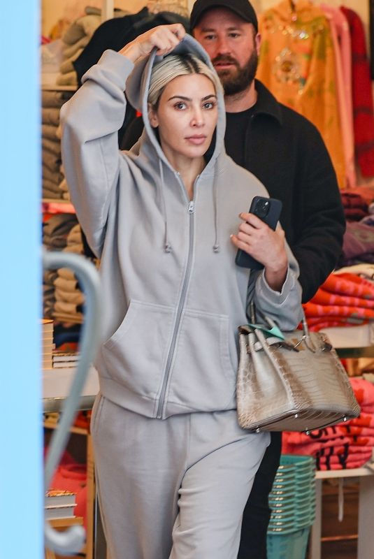 KIM KARDASHIAN Shopping at Kitson in Beverly Hills 05/22/2024