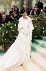 KRIS JENNER at Met Gala Celebrating Sleeping Beauties: Reawakening Fashion in New York 05/06/2024