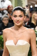 KYLIE JENNER at Met Gala Celebrating Sleeping Beauties: Reawakening Fashion in New York 05/06/2024