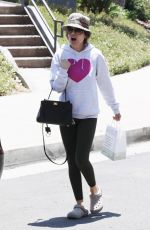 LISA RINNA Out on Mother