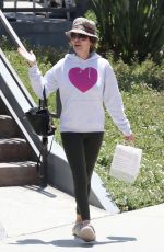 LISA RINNA Out on Mother