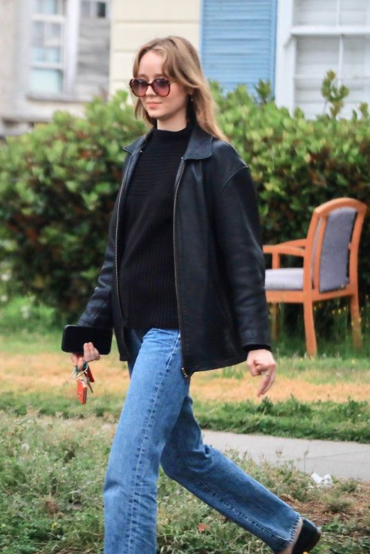 MADELEINE ARTHUR Out for Lunch with a Friend in Los Angeles 05/17/2024