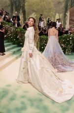 MADELYN CLINE at Met Gala Celebrating Sleeping Beauties: Reawakening Fashion in New York 05/06/2024