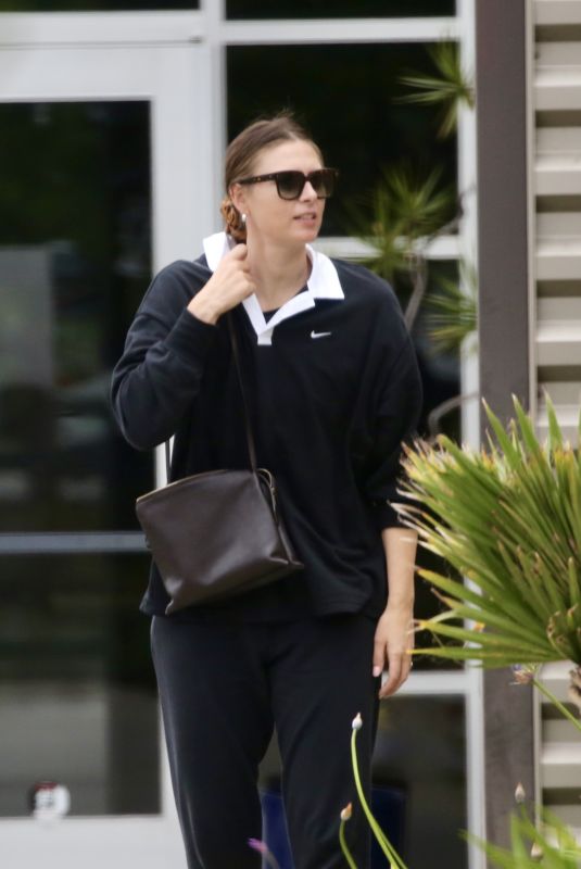 MARIA SJARAPOVA Out on Mother