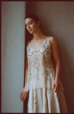 MARY ELIZABETH WINSTEAD for Rose & Ivy Magazine, May 2024