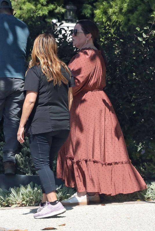 MELISSA MCCARTHY Speak with Her Gardener 04/30/2024