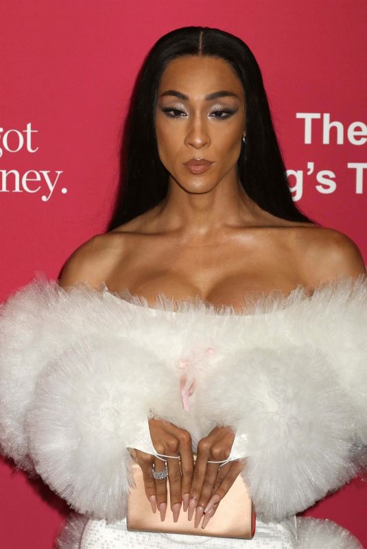 MJ RODRIGUEZ at King