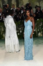 NAOMI CAMPBELL at Met Gala Celebrating Sleeping Beauties: Reawakening Fashion in New York 05/06/2024