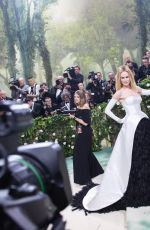 NICOLE KIDMAN at Met Gala Celebrating Sleeping Beauties: Reawakening Fashion in New York 05/06/2024