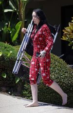 NOAH CYRUS Arrives at Her Home in Los Angeles 04/29/2024