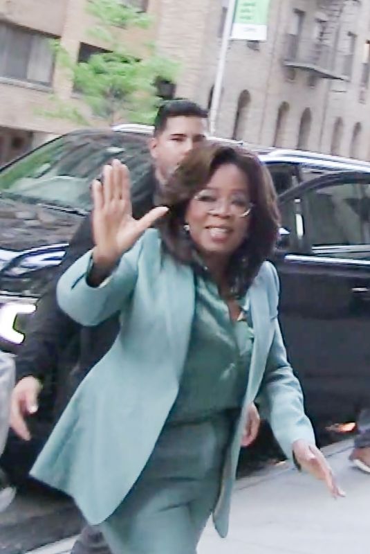 OPRAH WINFREY Out and About in New York 05/09/2024