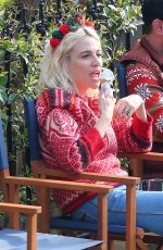 PIXIE LOTT Enjoyed an Ice-cream on a Hot Day in London 05/11/2024