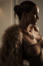 ROSIE HUNTIGNTON-WHITELEY for Harper