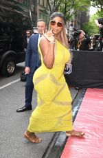 SERENA WILLIAMS Arrives at Her Hotel in New York 05/06/2024